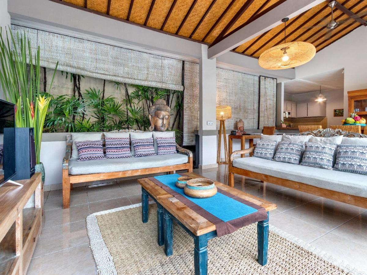 Villa Chamade Seminyak Exterior foto